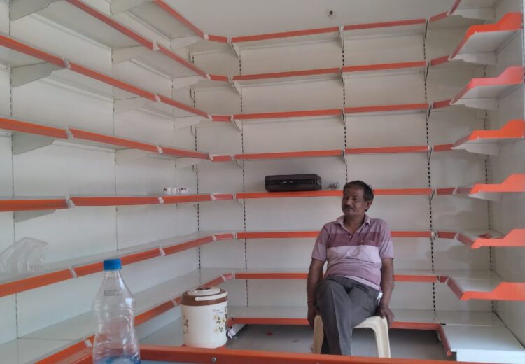 Supermarket racks in agra