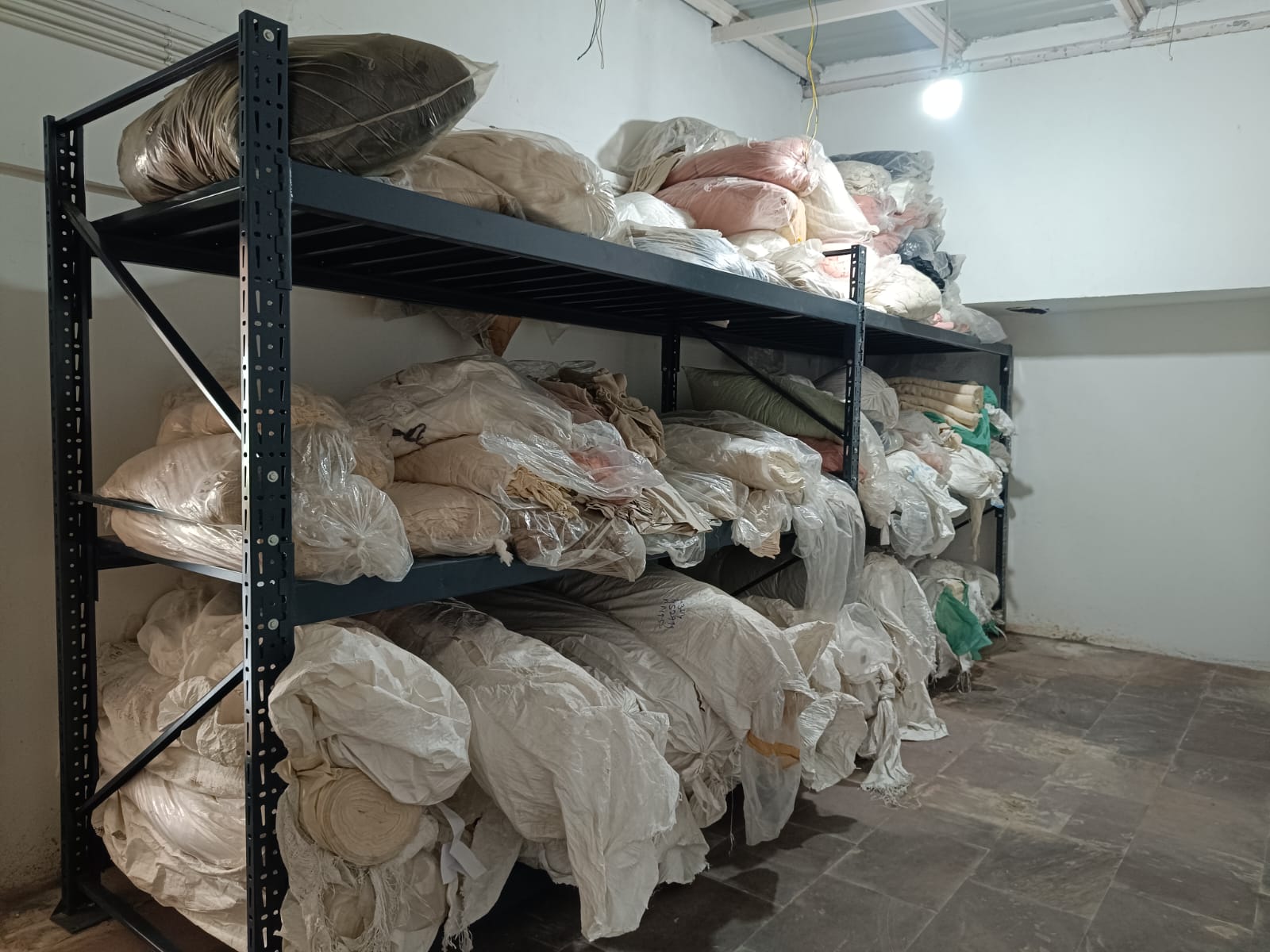 Heavy duty racks and slotted angle racks in Gurgaon